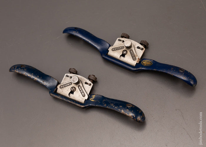 Fine-Pair-of-RECORD-No.-0151-Spoke-Shaves-with-Round-&-Flat-Bottoms-119536