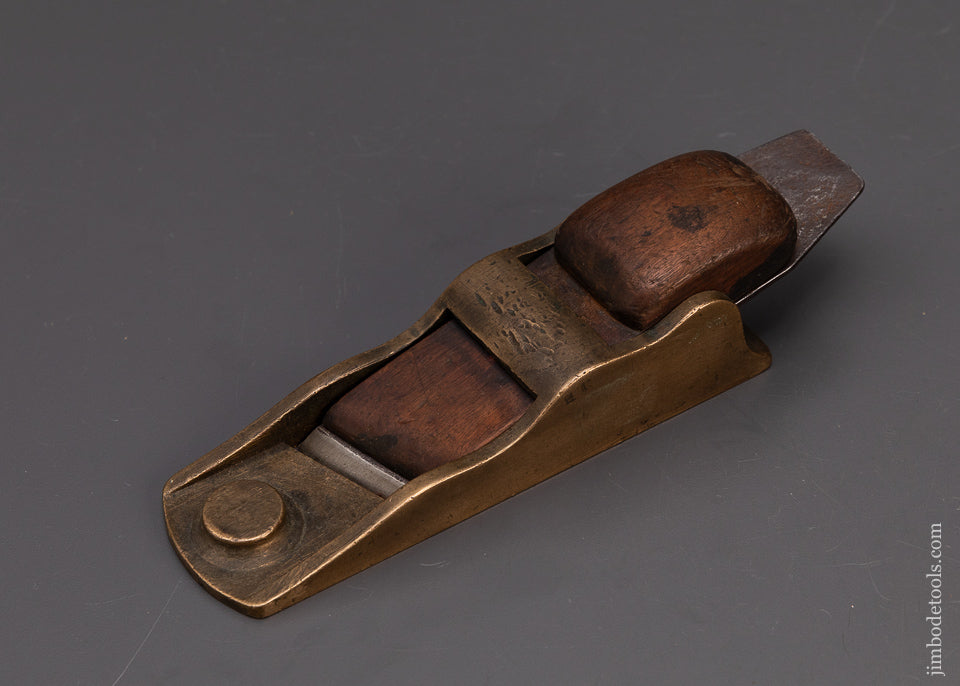 Skew-Mouth-Gunmetal-Irish-Pattern-Chariot-Plane-119575