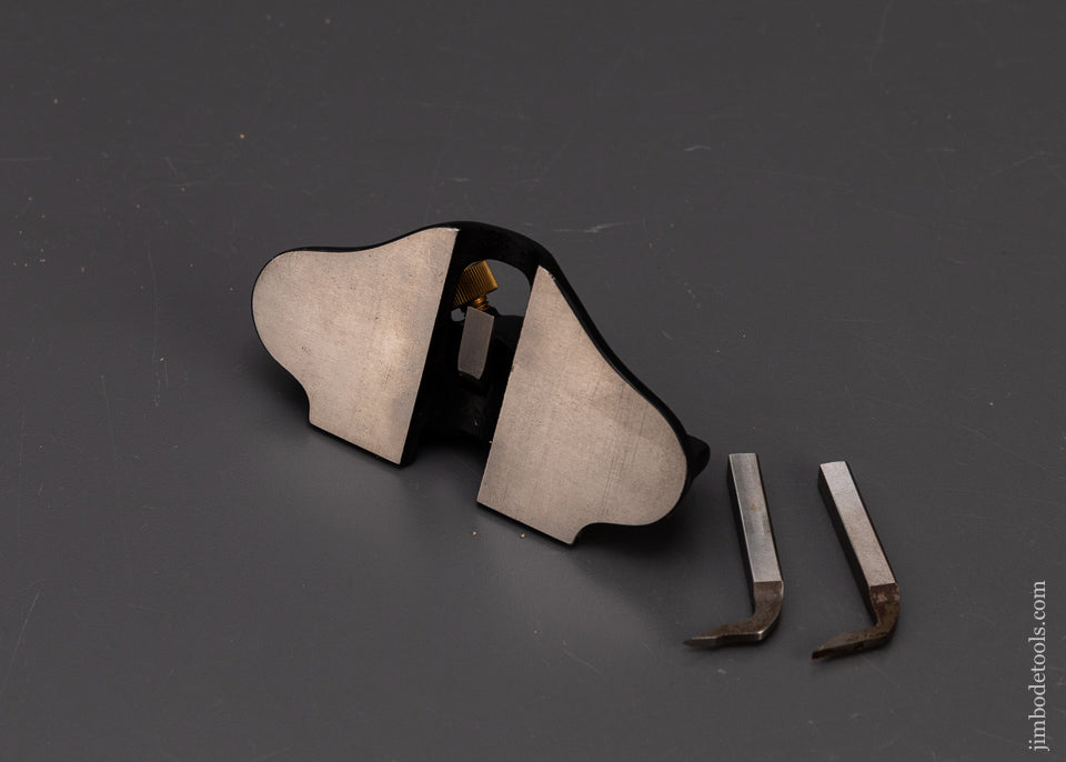 Mint-LIE-NIELSEN-No.-271-Router-Plane-with-3-Blades-119577