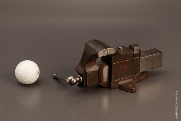 HALL-&-COOK-PATENT-2-Inch-Mini-Vise-with-Swivel-Jaw-119648