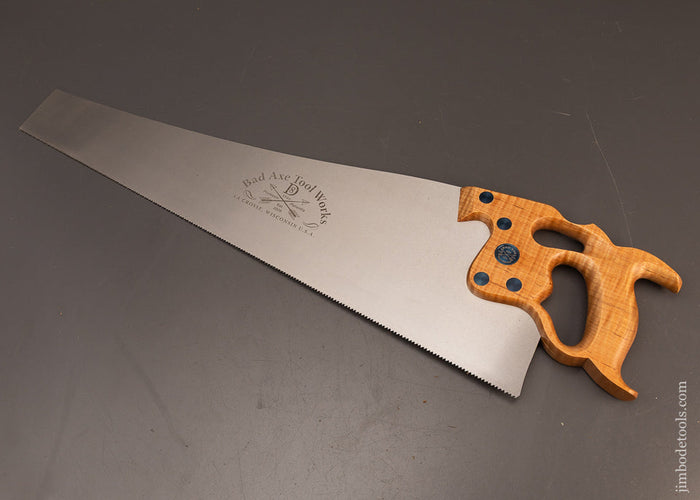 Mint-BAD-AXE-TOOL-WORKS-Tiger-Maple-Thumb-Hole-D-8-Hand-Saw-119727