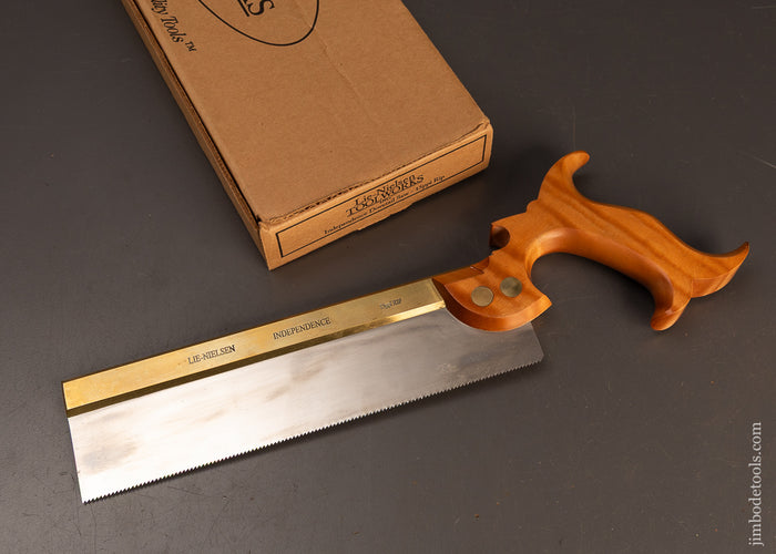 LIE-NIELSEN-Independence-Brass-Back-Dovetail-Saw-Near-Mint-in-Box-119739