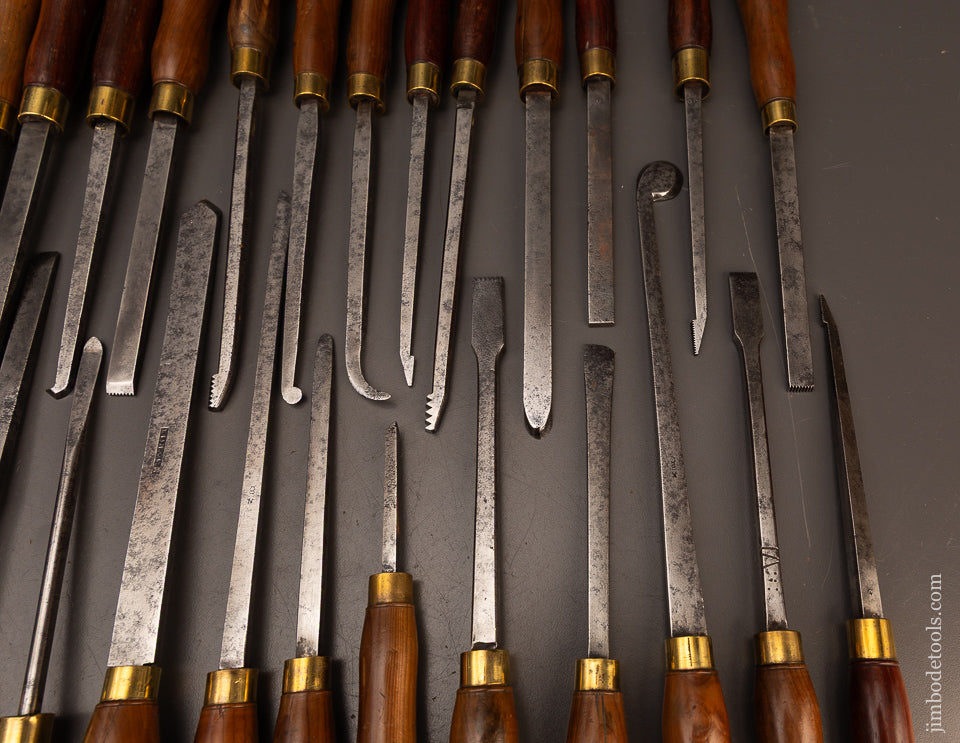 Beautiful-Set-of-42-Ornamental-Tools-119927