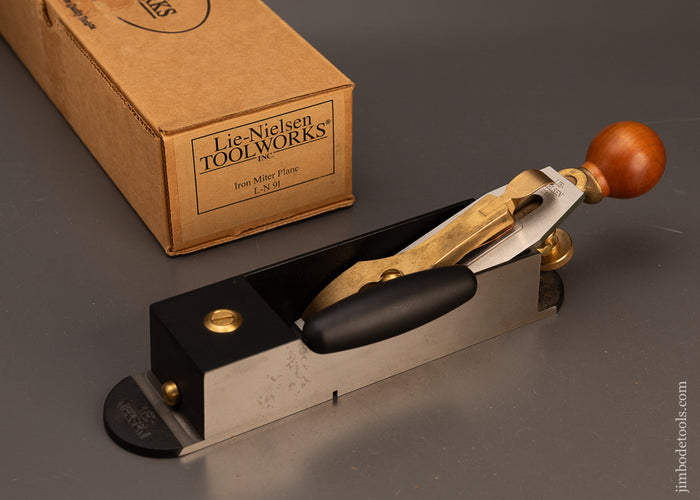 LIE-NIELSEN-No.-9-Discontinued-Miter-Plane-with-Hot-Dog-Near-Mint-in-Box-119931