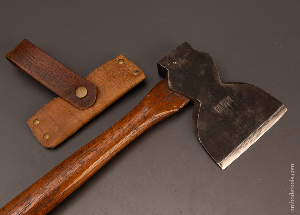 Razor-Sharp-PLUMB-Single-Bevel-Side-Axe-with-Sheath-119961