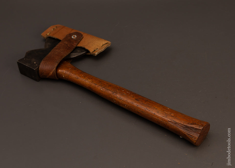 Razor-Sharp-PLUMB-Single-Bevel-Side-Axe-with-Sheath-119961