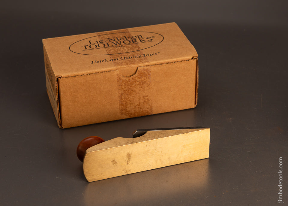 LIE-NIELSEN-No.-97-1/2-Bronze-Chisel-Plane-Near-Mint-in-Box-119969