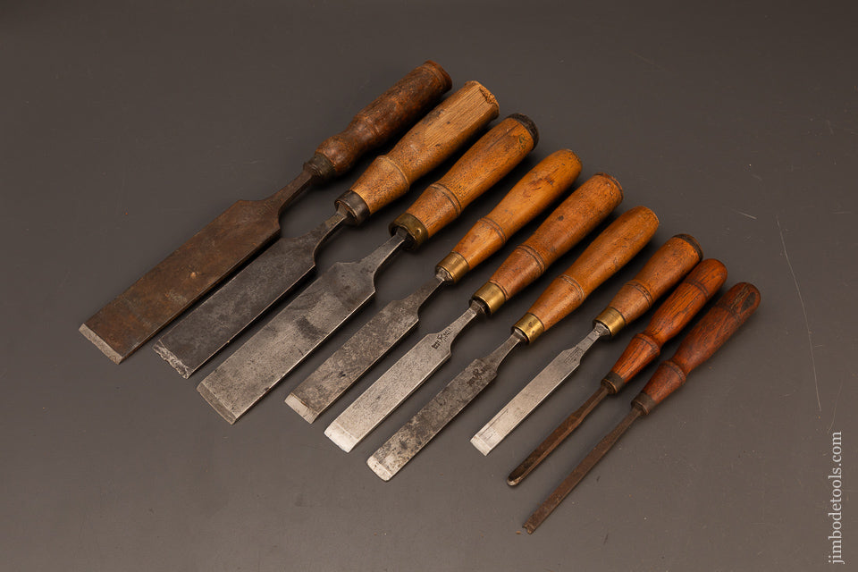 Good-User-Set-of-9-Vintage-BUCK-BROS.-Chisels-119980