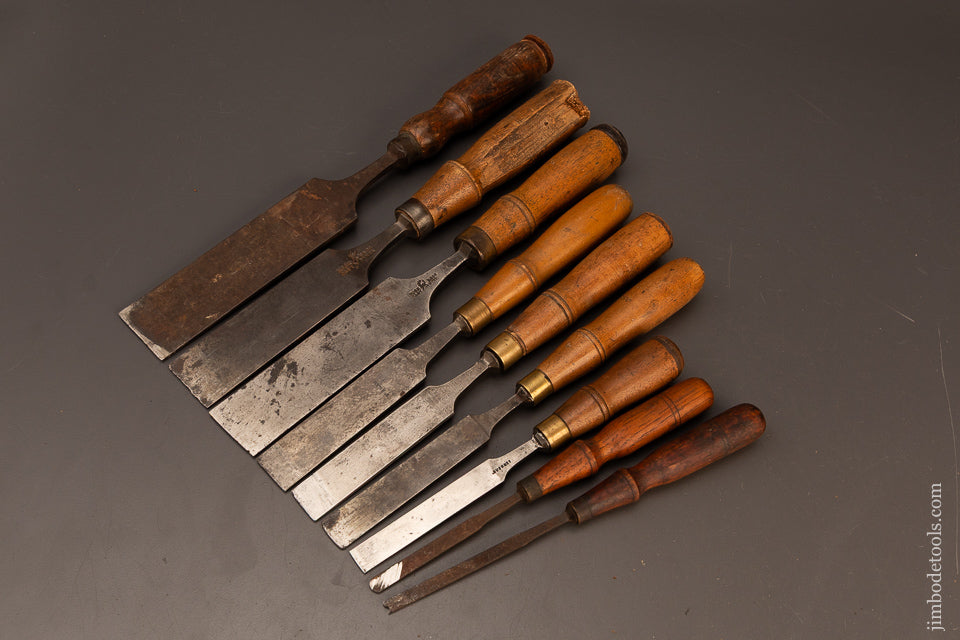 Good-User-Set-of-9-Vintage-BUCK-BROS.-Chisels-119980