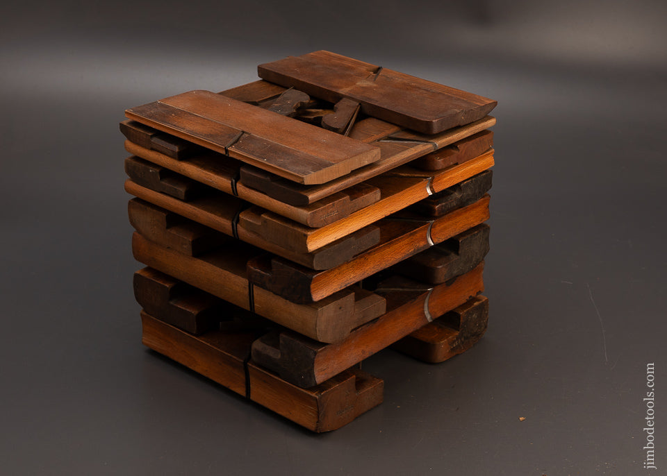 Complete-Working-Set-of-18-Hollows-&-Rounds-Molding-Planes-2-18-EVENS-119984