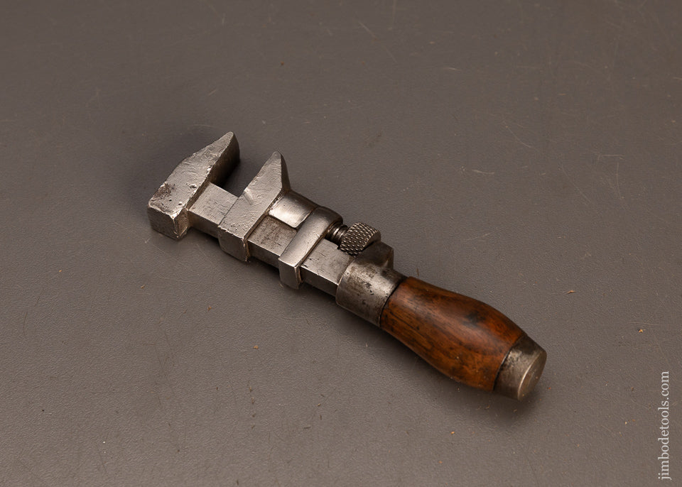 Rare-4-5/8-Inch-BABY-COES-Wrench-Fine-120013