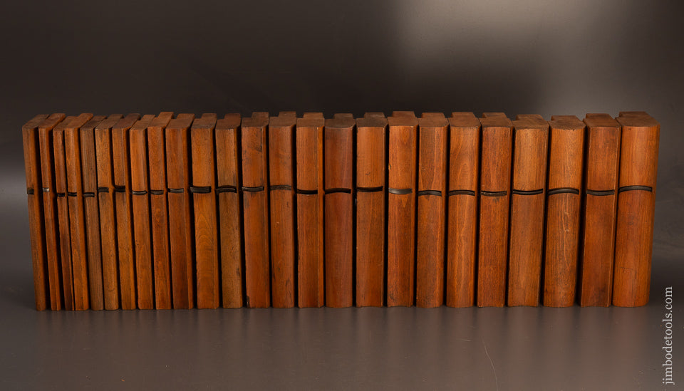 Set-of-25-GREENFIELD-TOOL-CO.-Hollow-&-Round-Planes-120048