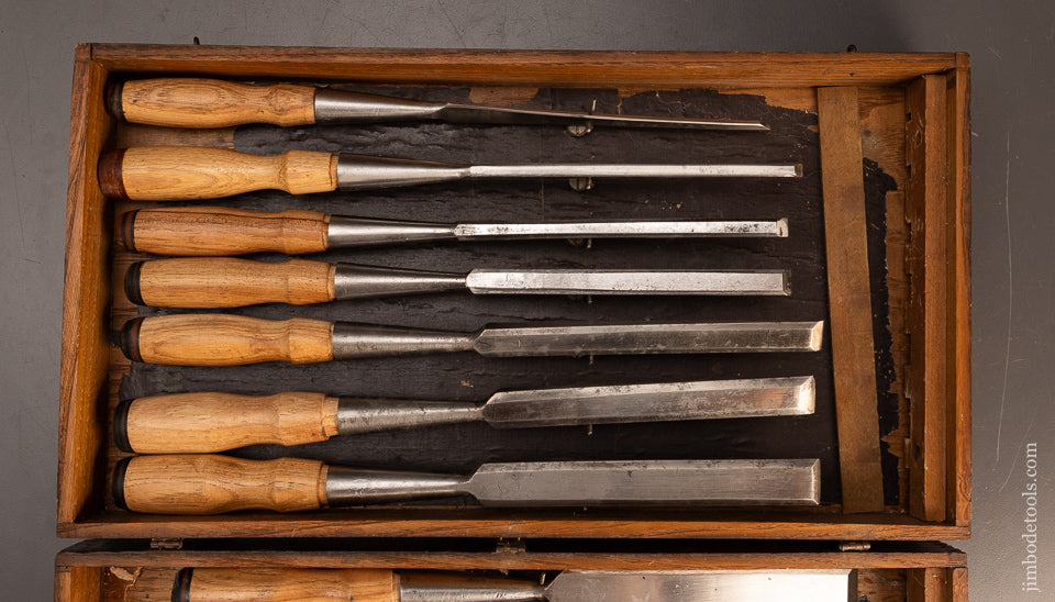 Fantastic-Super-Clean-Complete-Graduated-Set-of-12-P.S.-&-W.-Socket-Firmer-Chisels-120063