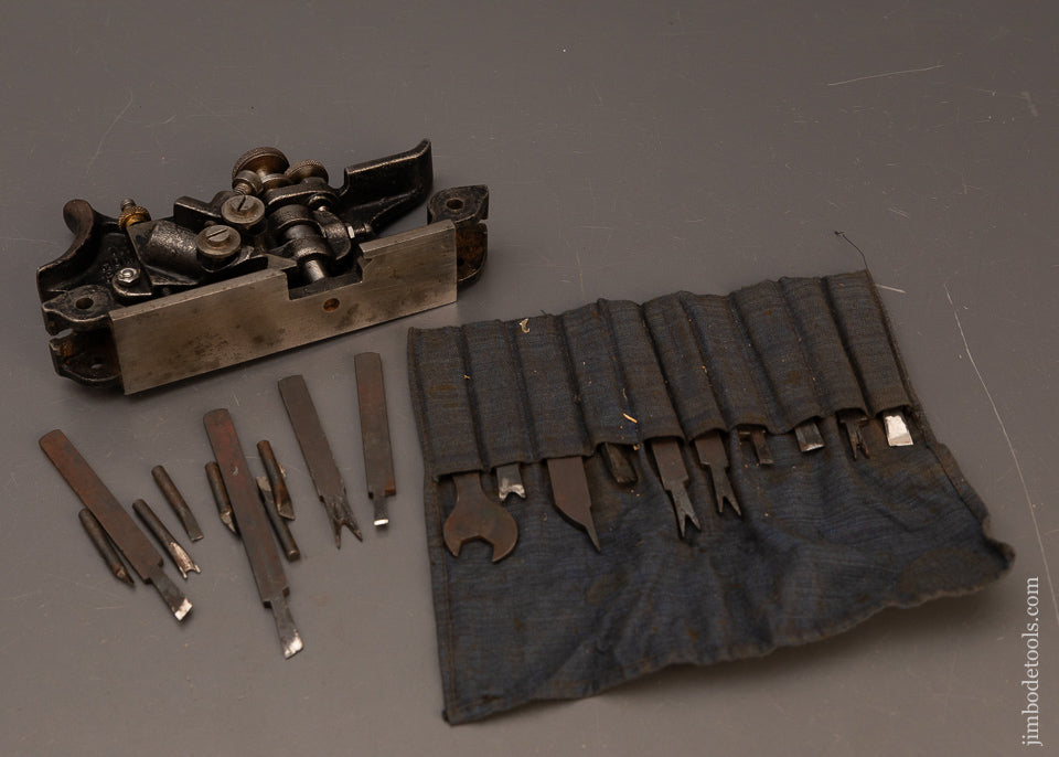 Rare-&-Fine-HOWKINS-PATENT-Plow-Plane-with-19-Cutters-120125