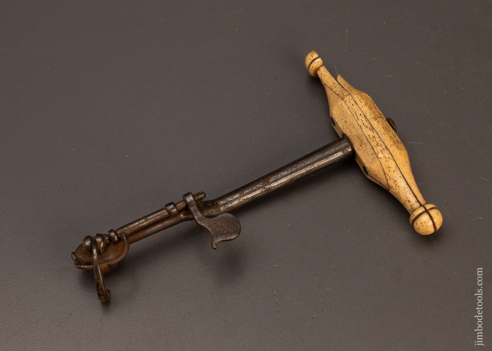 Early-Bone-Handled-Tooth-Key-120134