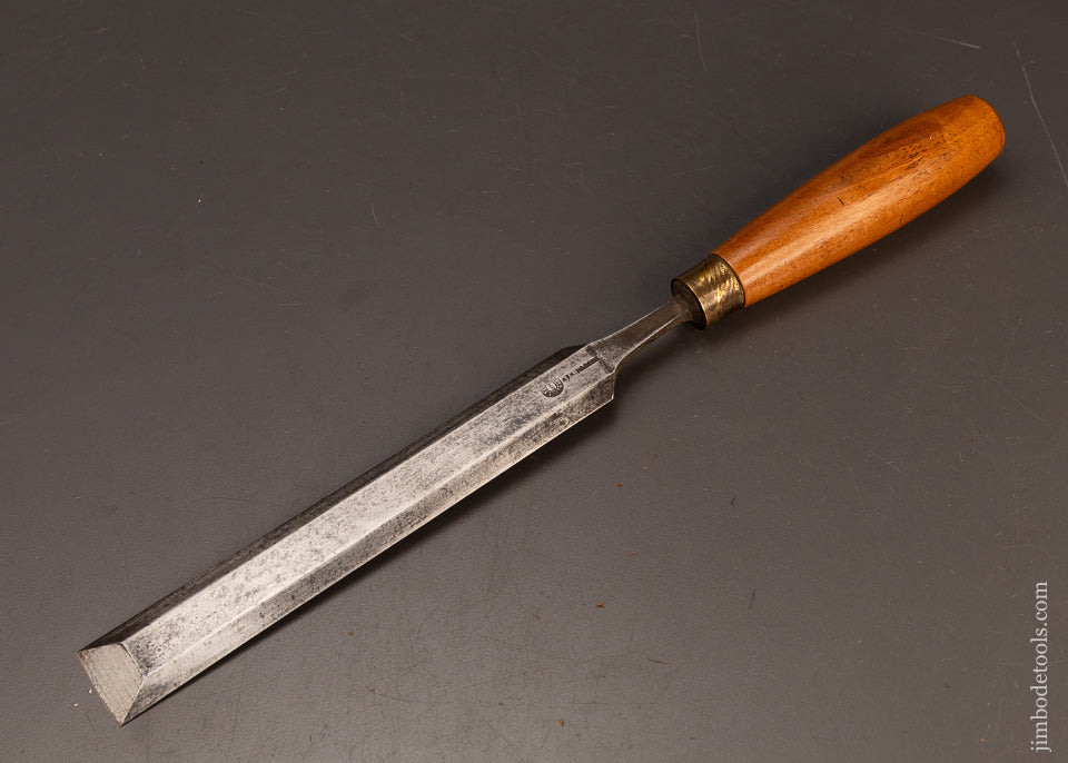 Fine-1-1/4-Inch-Paring-Chisel-ATKIN-&-SONS-120185