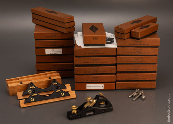 Amazing-28-Piece-Set-BRIDGE-CITY-TOOL-WORKS-HP-6V2-Plane-with-Accessory-Bottoms-Mint-in-Box-120229-AS-OF-MAR-24