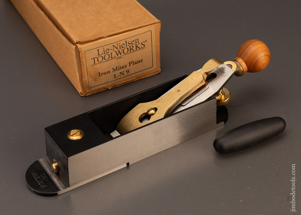 LIE-NIELSEN-No.-9-Discontinued-Miter-Plane-with-Hot-Dog-Near-Mint-in-Box-120239