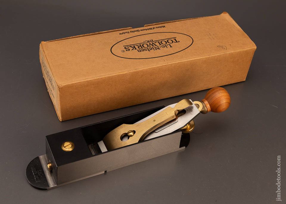 LIE-NIELSEN-No.-9-Discontinued-Miter-Plane-with-Hot-Dog-Near-Mint-in-Box-120239