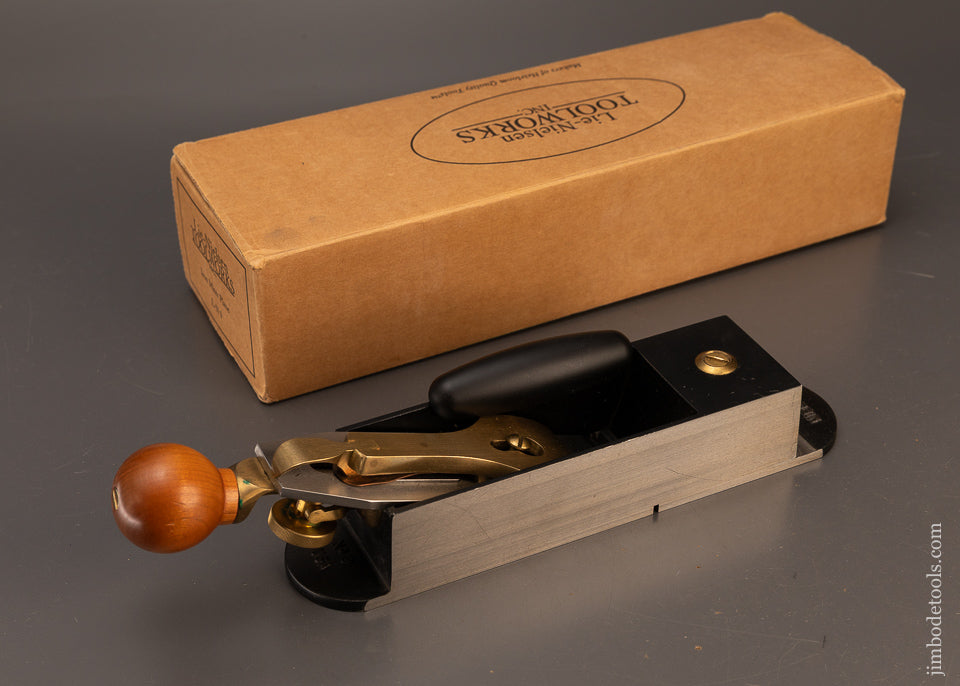 LIE-NIELSEN-No.-9-Discontinued-Miter-Plane-with-Hot-Dog-Near-Mint-in-Box-120257-AS-OF-APR-1