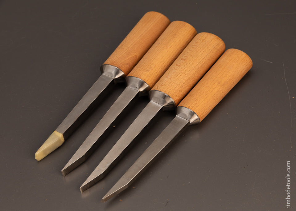 Mint-Set-of-4-RAY-ILES-Pig-Sticker-Mortise-Chisels-120302
