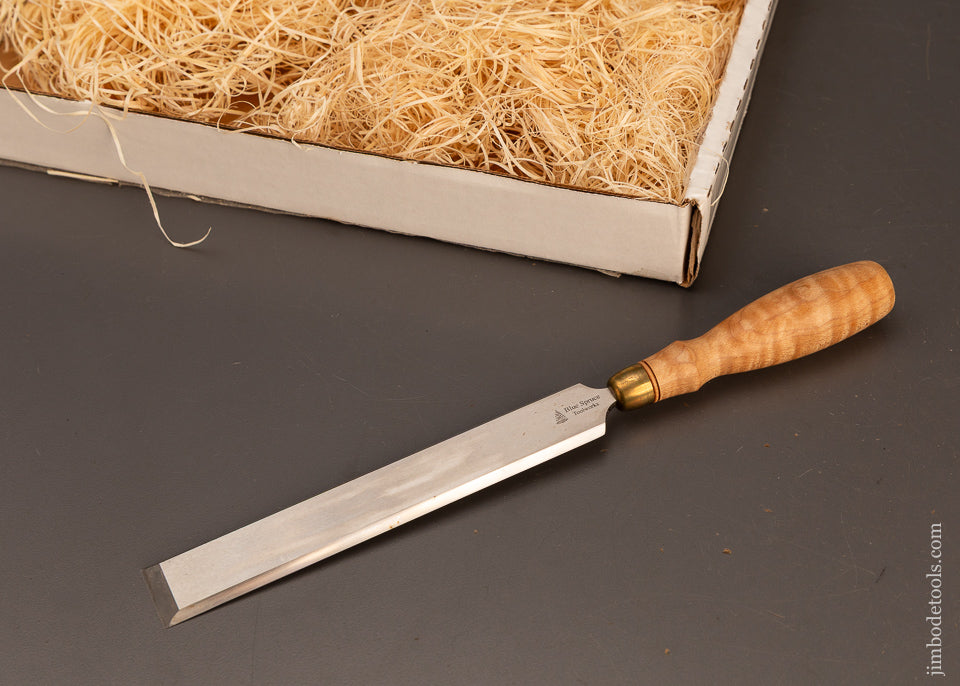 Mint-in-Box-BLUE-SPRUCE-TOOL-WORKS-1-Inch-by-11-Inch-Paring-Chisel-120365