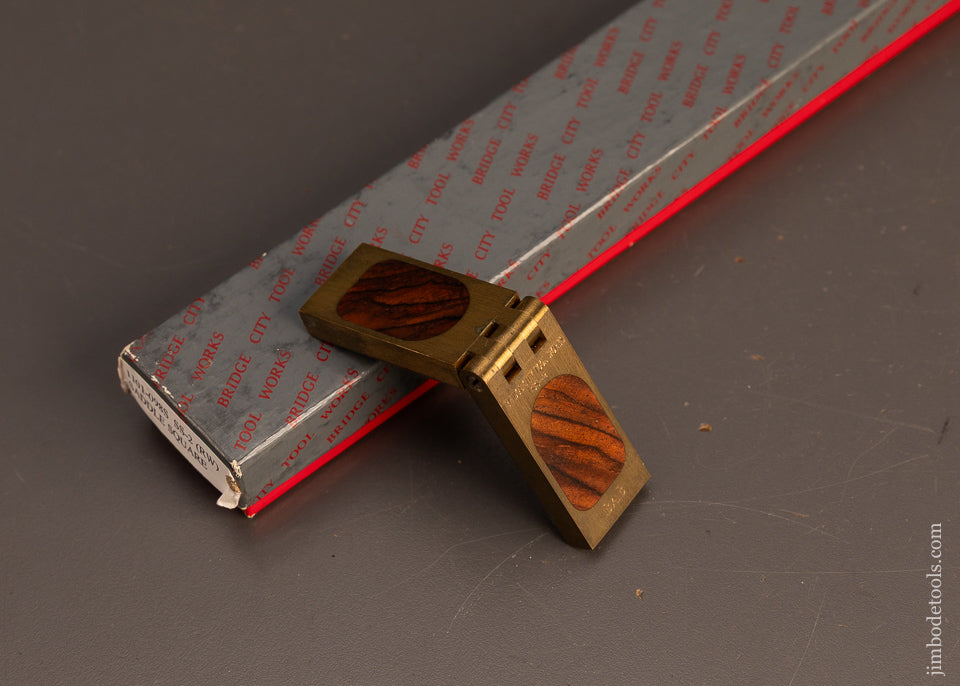 BRIDGE-CITY-TOOL-WORKS-SS-2-Saddle-Square-Mint-in-Box-120389