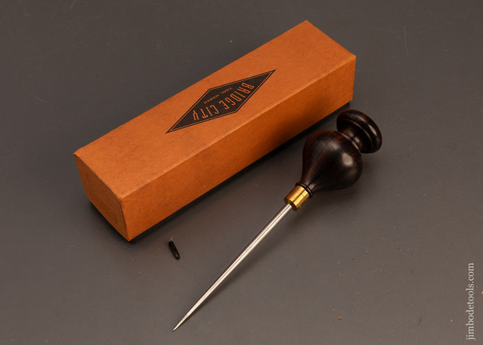 BRIDGE-CITY-TOOL-WORKS-SA-2-Scratch-Awl-Mint-in-Box-120416
