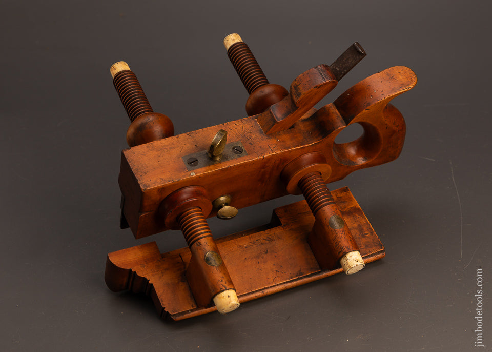 Fine-Solid-Boxwood-Plow-Plane-with-Ivory-Tips-by-T.-HOLLIDAY-CIN’TI,-OH.-120553