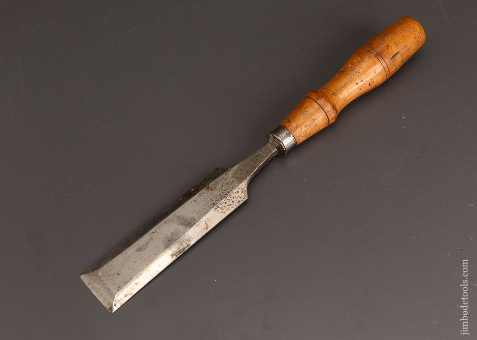 Fine-Boxwood-Handled-1-1/2-Inch-MOULSON-BROS.-Bevel-Edge-Chisels-120621