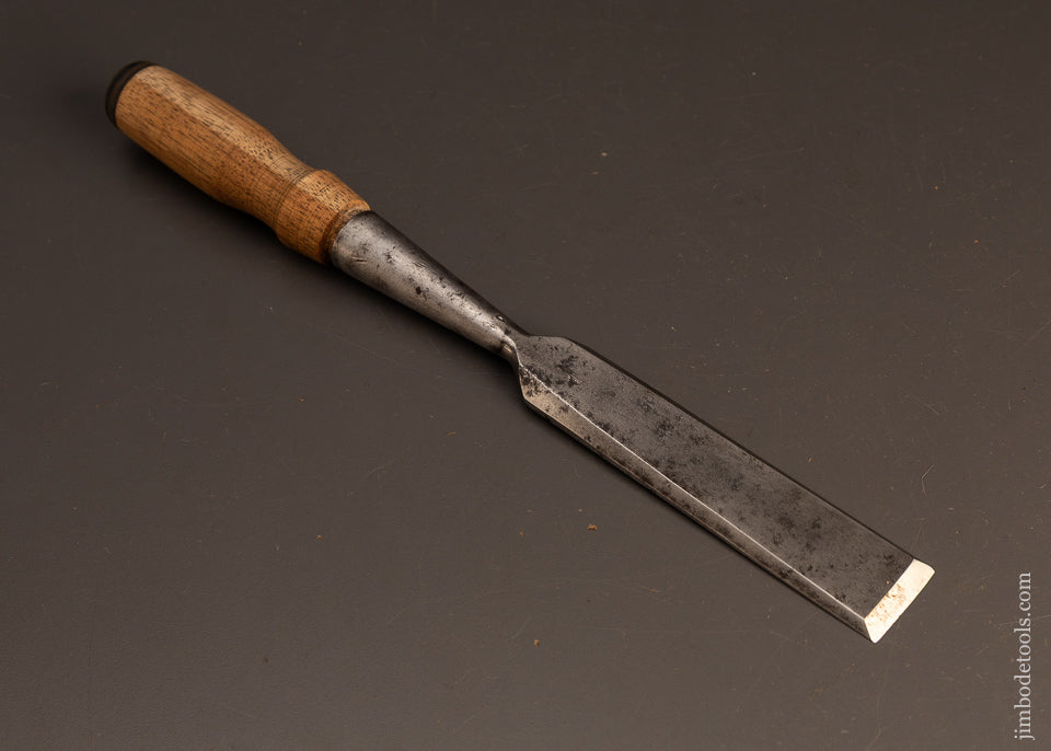 Vintage-1-1/4-x-13-1/4-Inch-Bevel-Edge-Chisel-120651