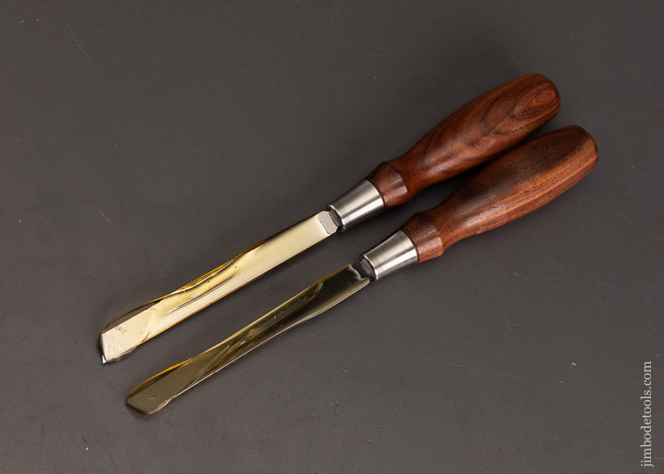 Dead-Mint-Pair-of-Right-&-Left-BRIDGE-CITY-TOOL-WORKS-Rosewood-Handled-Skew-Paring-Chisels-3/8-Inch-120656