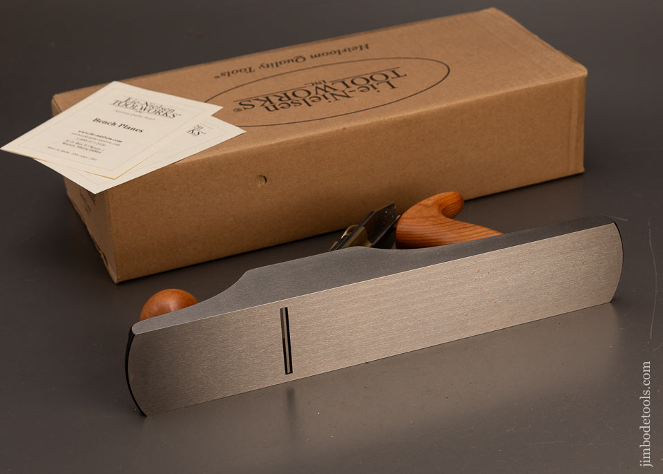 LIE NIELSEN-No.-5-Jack-Plane-Out-of-Stock-&-Unavailable-at-Lie-Nielsen-Mint-in-Box-120729