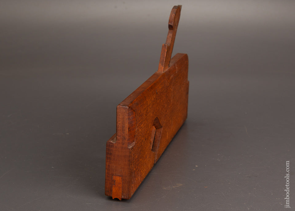 Crisp-Fine-5/16-Inch-Center-Bead-Moulding-Plane-by-JOHN-M.-TABER-NEW-BEDFORD-120829