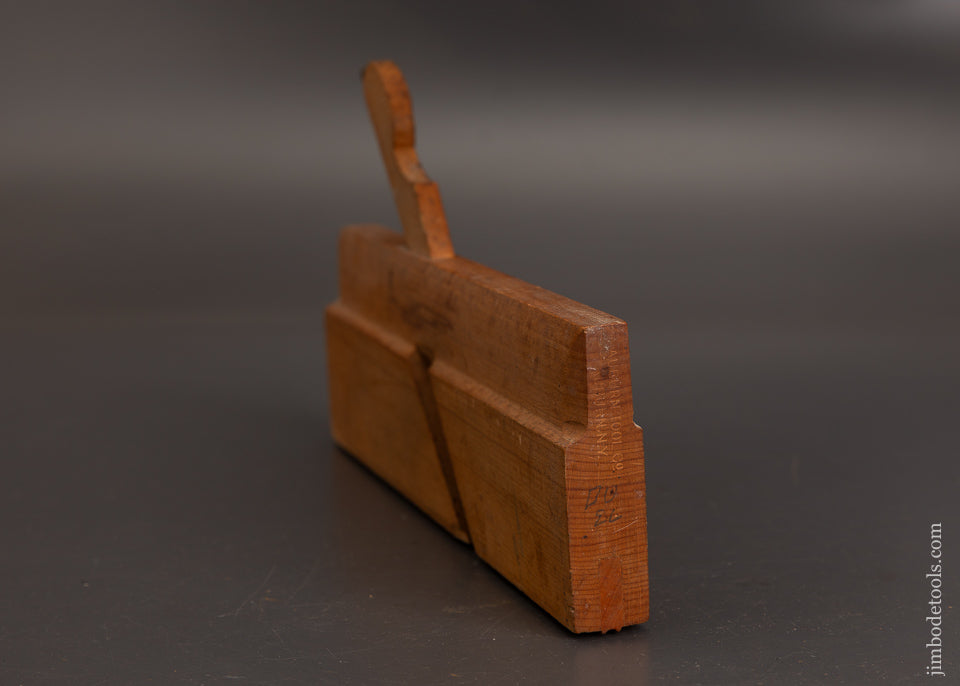Fine-AUBURN-TOOL-CO.-3/16-Inch-Center-Bead-Moulding-Plane-120893