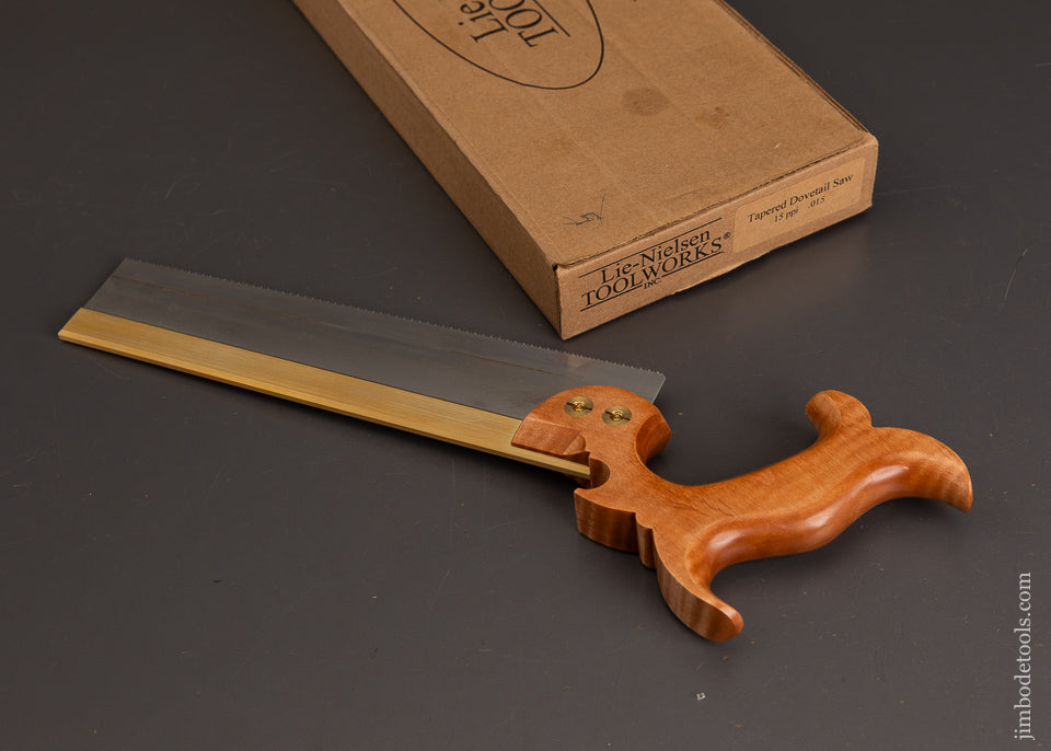 Discontinued-Tiger-Maple-LIE-NIELSEN-Brass-Back-Dovetail-Saw-Mint-in-Box-120895