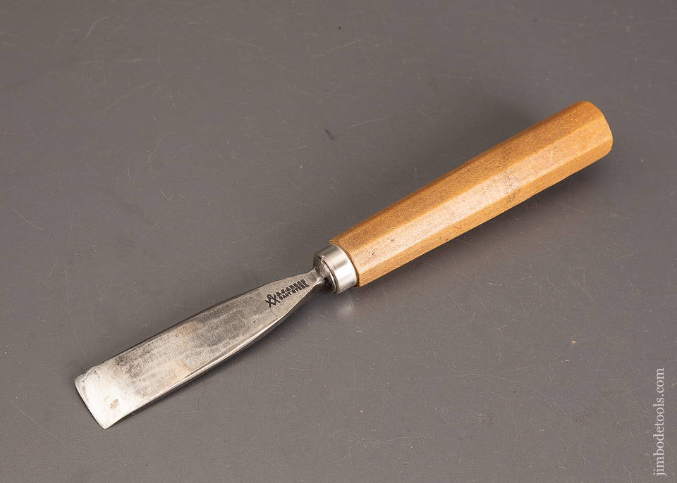 Fat-ADDIS-1-Inch-No.-3-Carving-Chisel-121070