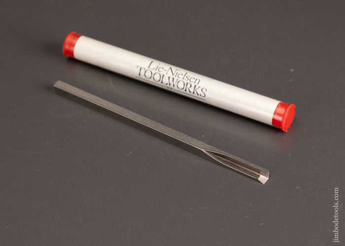 Mint-in-Box-LIE-NIELSEN-1/4-Inch-Corner-Chisel-121240