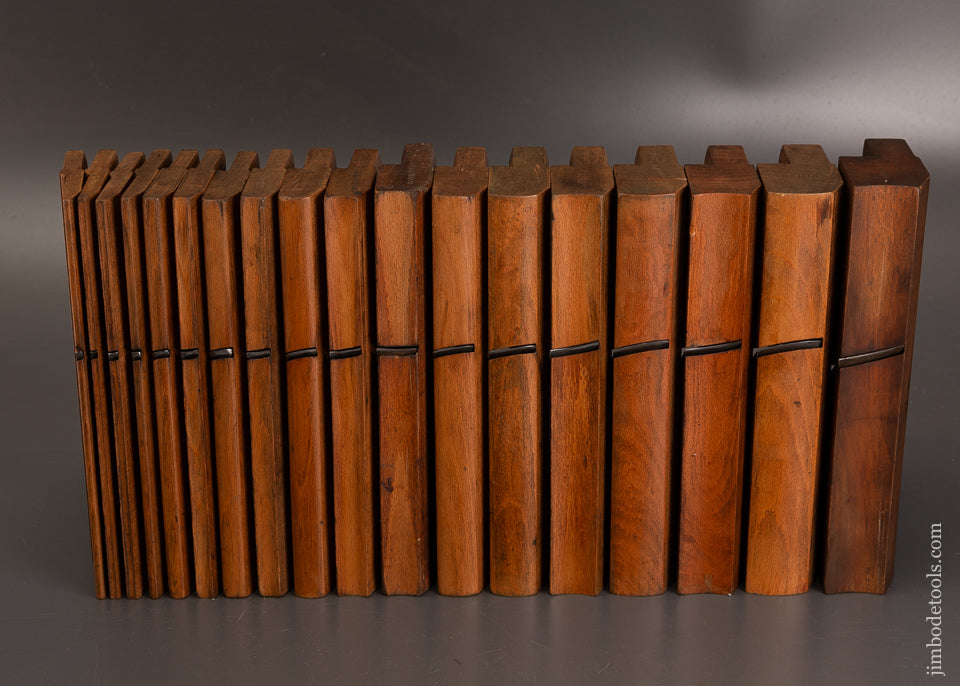 Fine-Odd-Numbered-Set-of-18-Skewed-Hollow-&-Round-Planes-by-JAMES-HOWARTH-121262