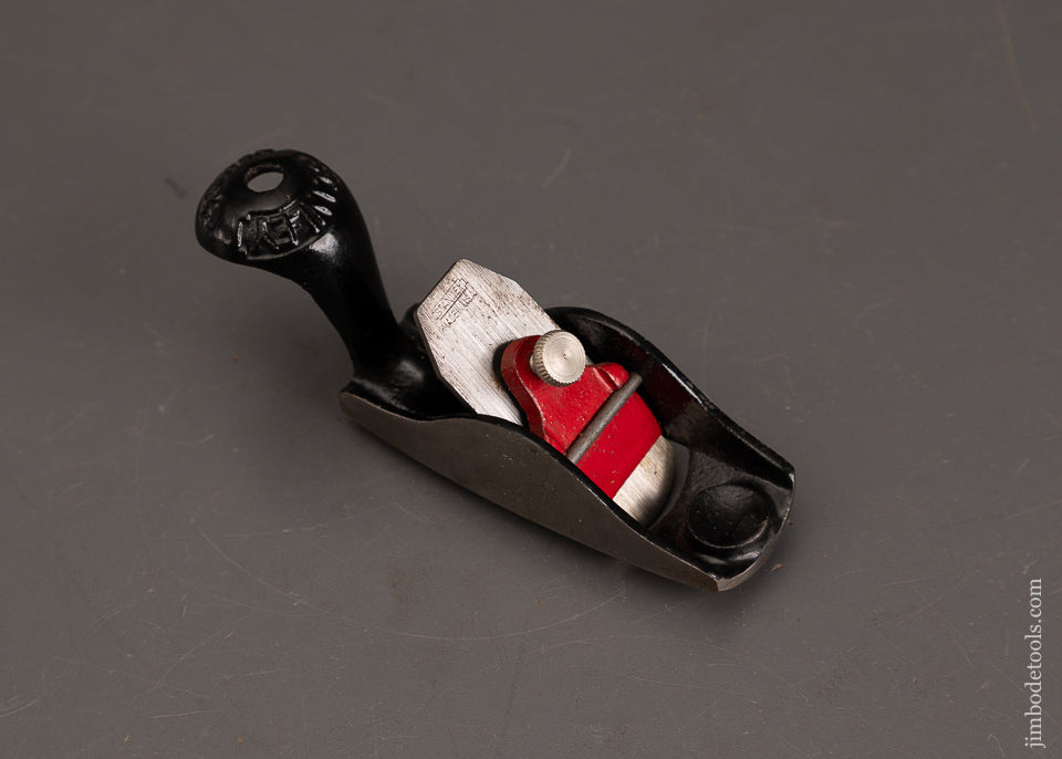 Extra-Fine-STANLEY-No.-100-1/2-Curved-Bottom-Block-Plane-121302