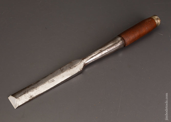 1-1/4-x-16-Inch-Heavy-Framing-Chisel-by-WHITMAN-&-MILES-121432