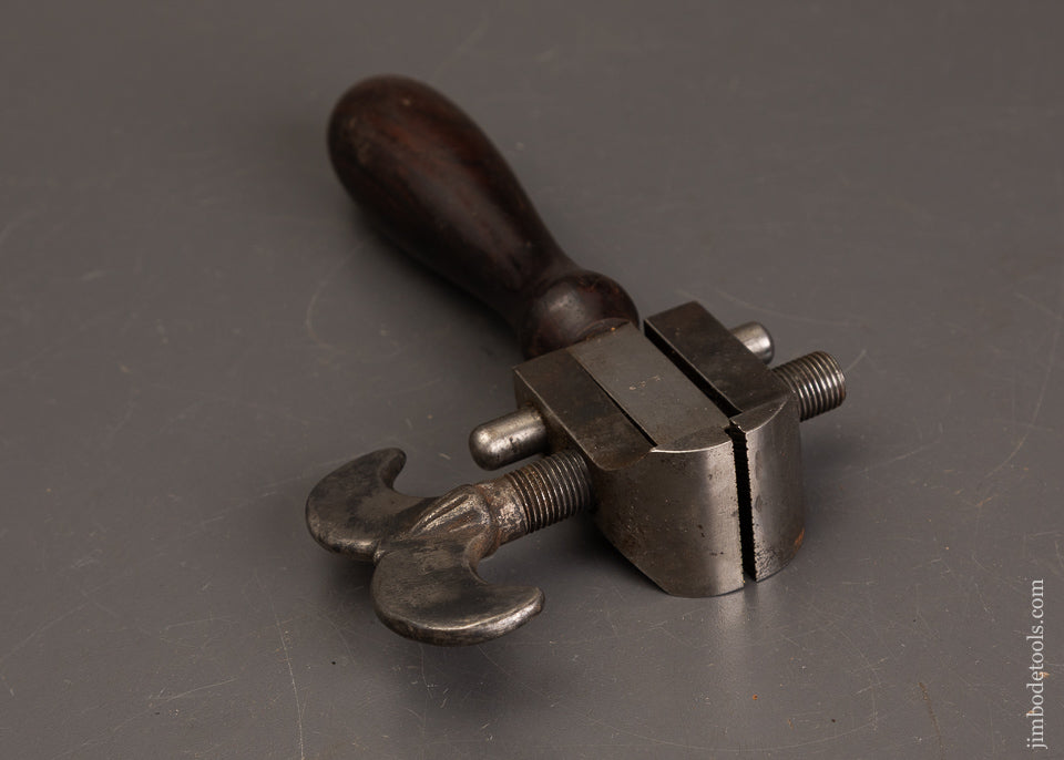 Remarkable-Hand-Vise-121442