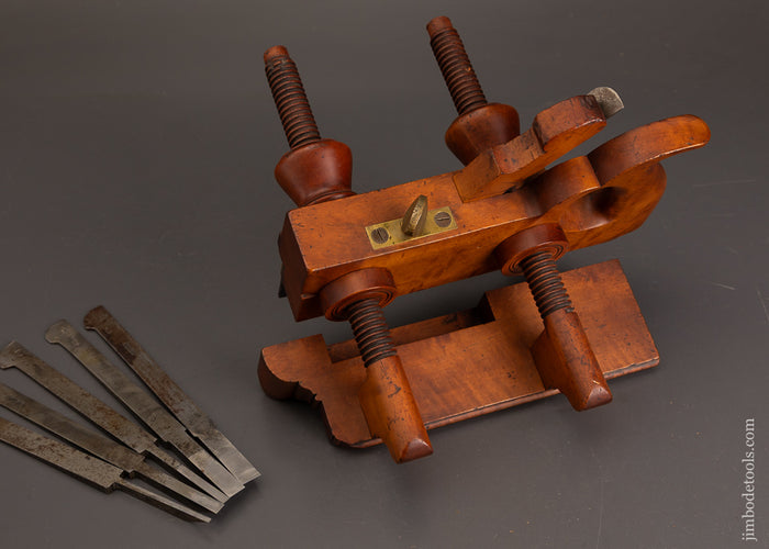 Beautiful-Solid-Boxwood-Plow-Plane-by-M.-COPELAND-with-Irons-121463
