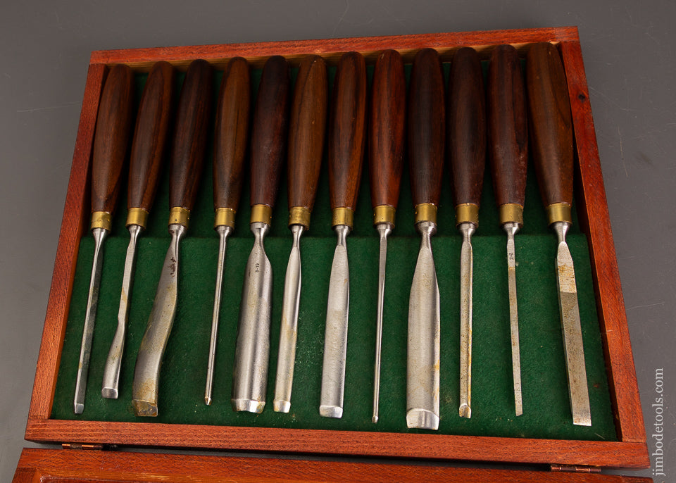 Fine-Boxed-Set-of-12-Rosewood-Handled-Carving-Chisels-by-CROWN-121489