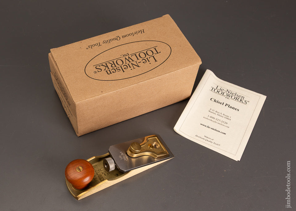 LIE-NIELSEN-NO.-97-1/2-Chisel-Plane-Mint-in-Box-121537