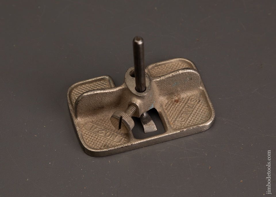 Fine-STANLEY-USA-No.-271-Router-Plane-121557
