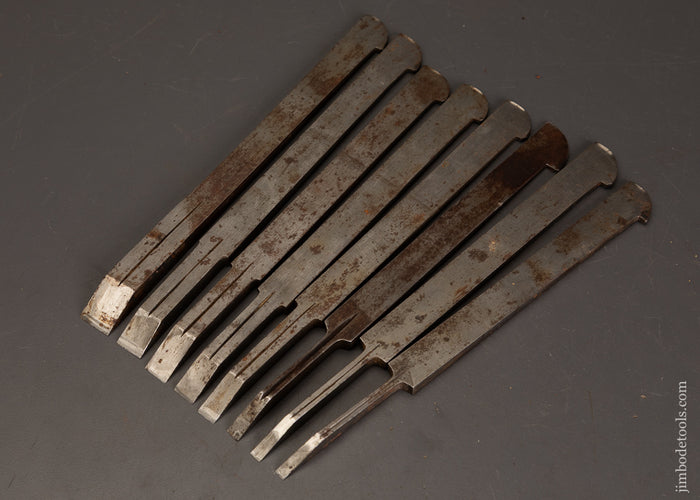 Graduated-Set-of-8-MOULSON-BROS.-Plow-Plane-Irons-121567