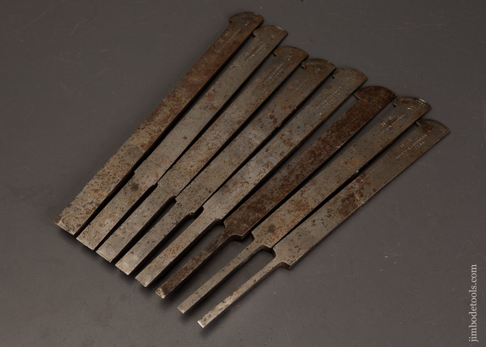 Graduated-Set-of-8-MOULSON-BROS.-Plow-Plane-Irons-121567