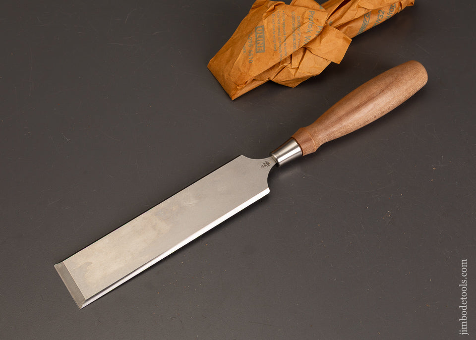 BLUE-SPRUCE-TOOL-WORKS-1-1/2-Inch-Paring-Chisel-Mint-121594