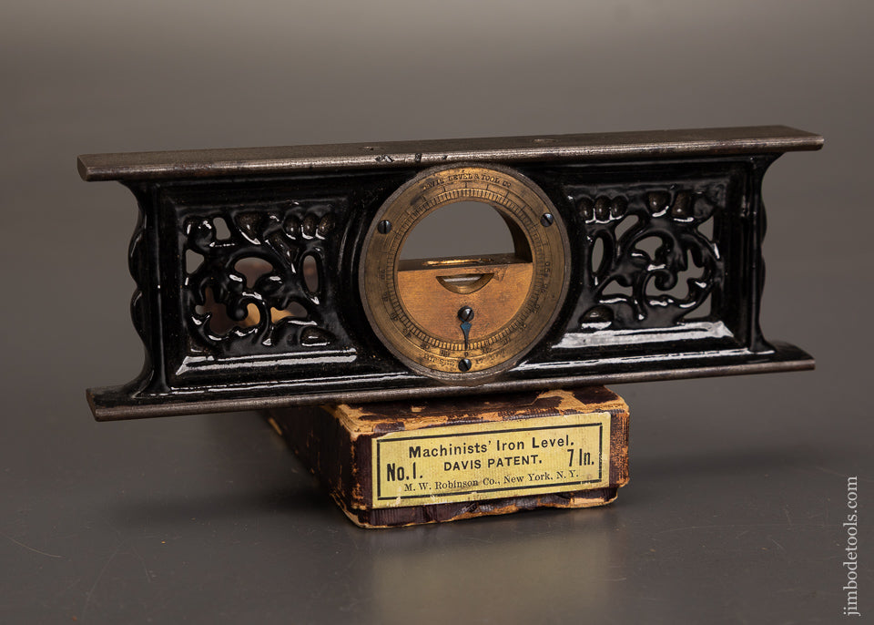 Amazing-DAVIS-NO.-1-Ornate-7-Inch-Iron-Level-Near-Mint-in-Box-121601G-AS-OF-JULY-31